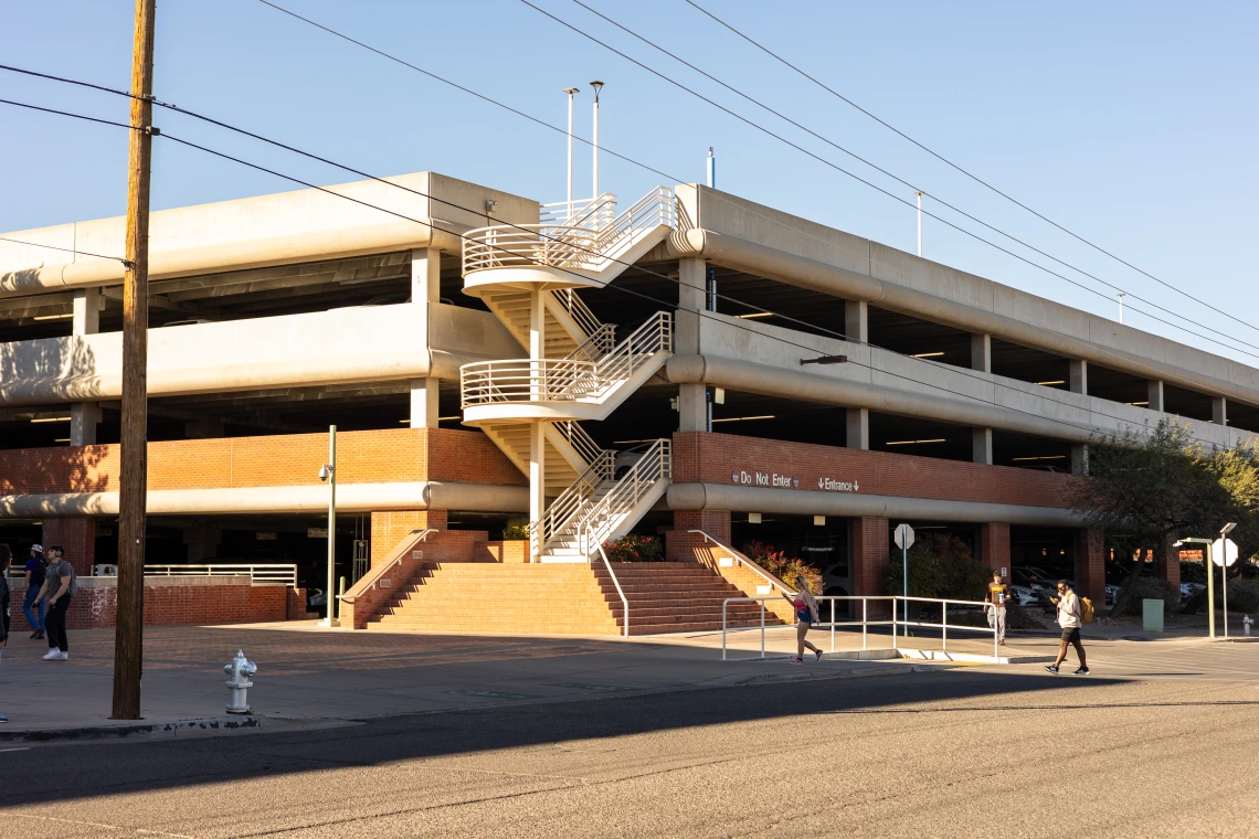 Second street garage