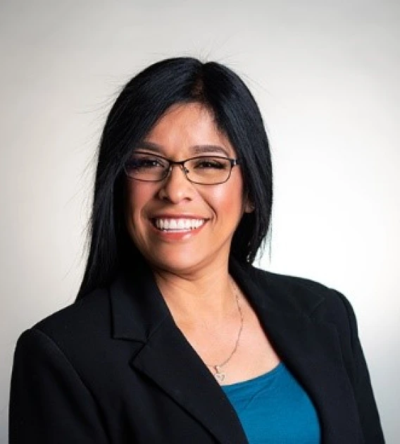Image of Araceli Gonzalez